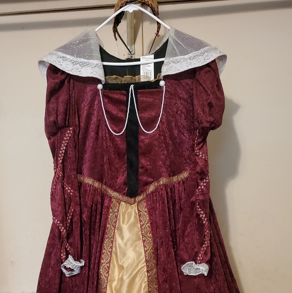 Plus size costume
